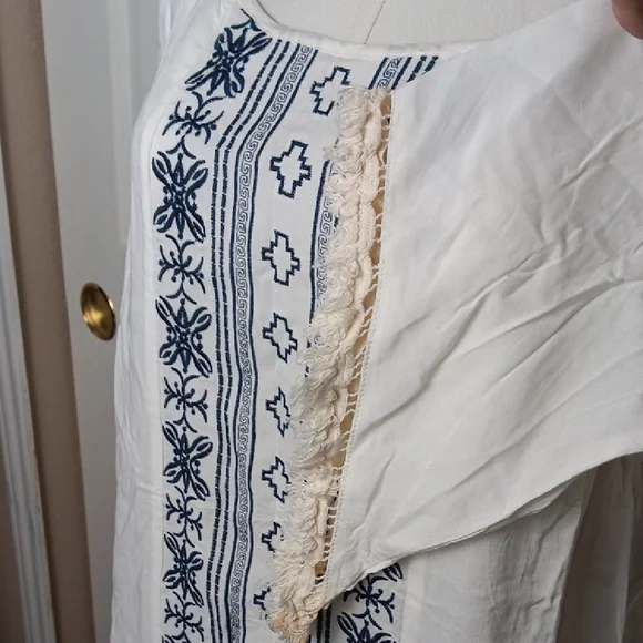 Altar'd State Cream Boho Style Tunic with Navy Embroidery - Picture 5 of 11